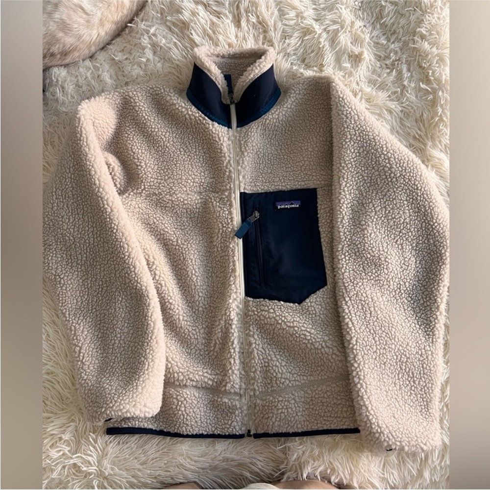 Navy and cream Patagonia retro x fleece size xs